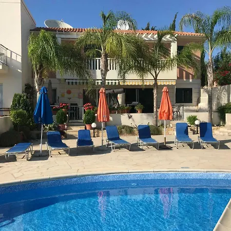 Armitan Mesonite With Swimming Pool Very Close To Coral Bay * Paphos